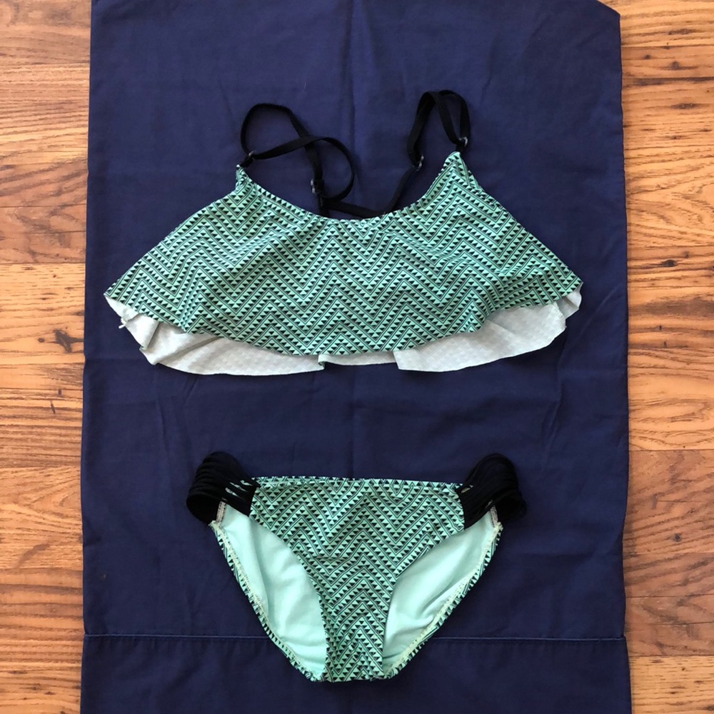 Green Pattern Flounce Bikini